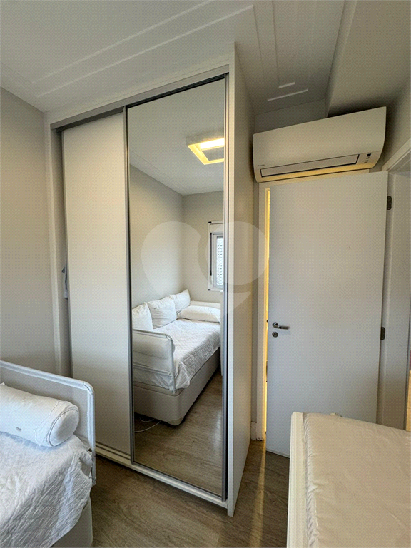 Belo Apartamento a venda em Santana Condomínio Legitimo. Acabamento diferenciado