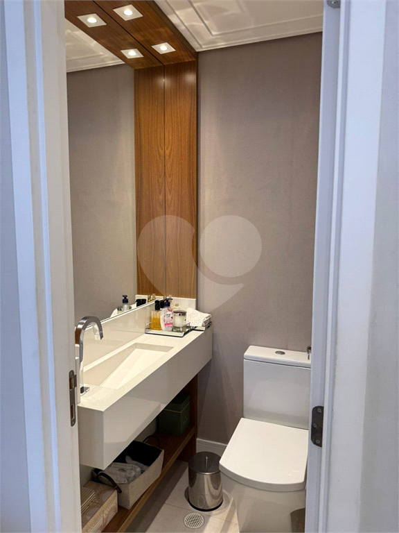 Belo Apartamento a venda em Santana Condomínio Legitimo. Acabamento diferenciado