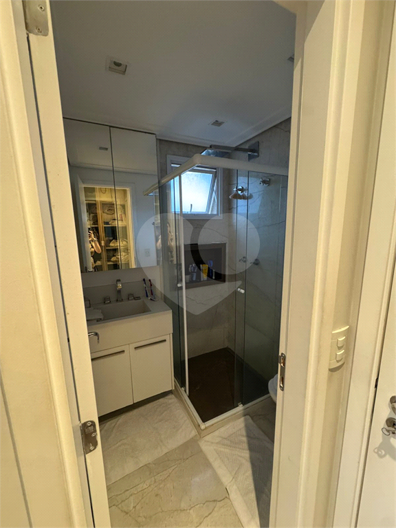 Belo Apartamento a venda em Santana Condomínio Legitimo. Acabamento diferenciado