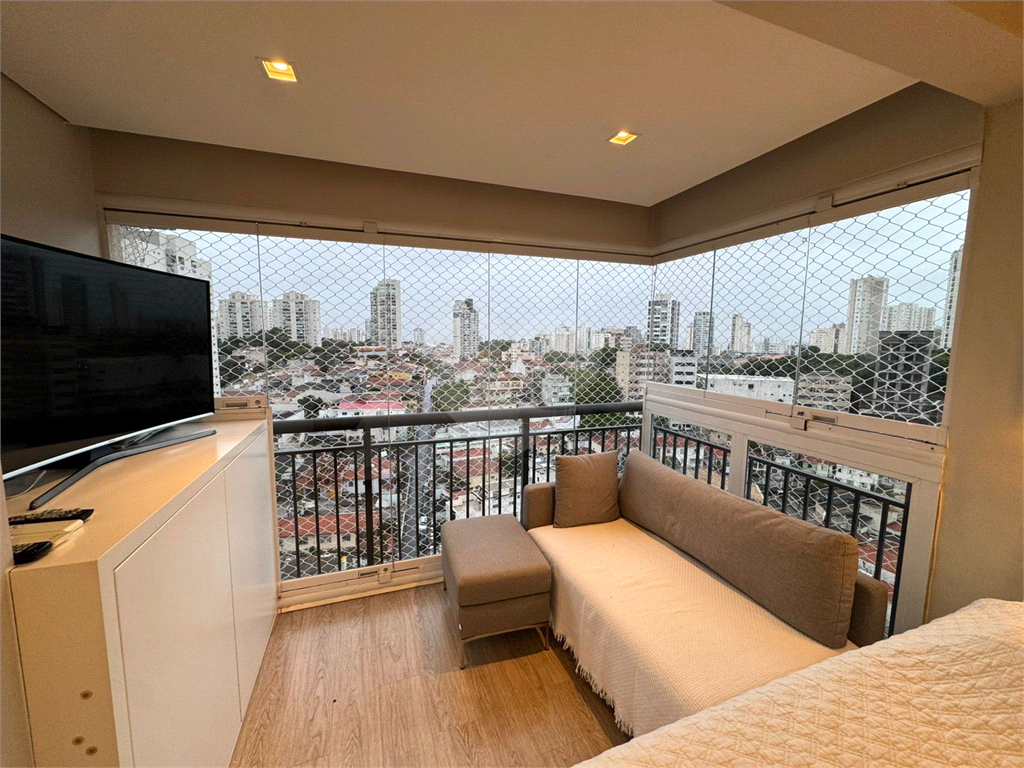 Belo Apartamento a venda em Santana Condomínio Legitimo. Acabamento diferenciado