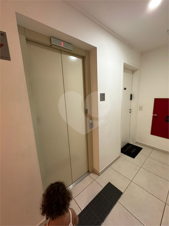 Belo Apartamento a venda em Santana Condomínio Legitimo. Acabamento diferenciado