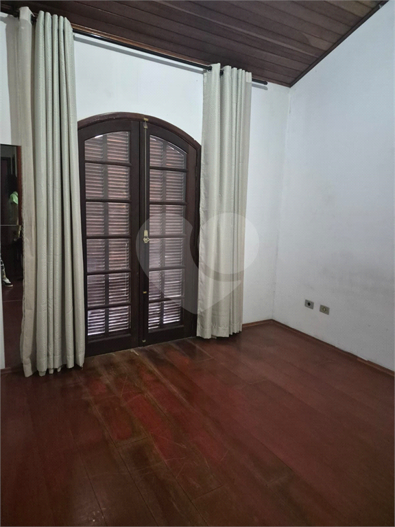 Sobrado em condomínio - 2 dormitórios e 1 vaga de garagem - Tremembé