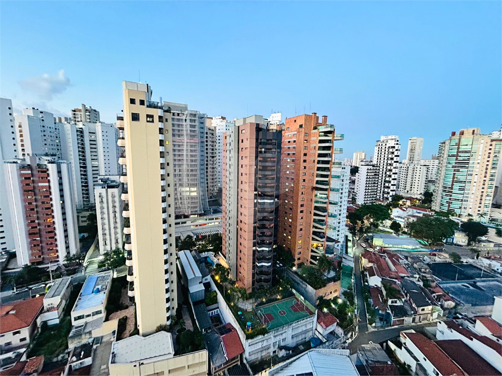Apartamento com 3 quartos em Santana