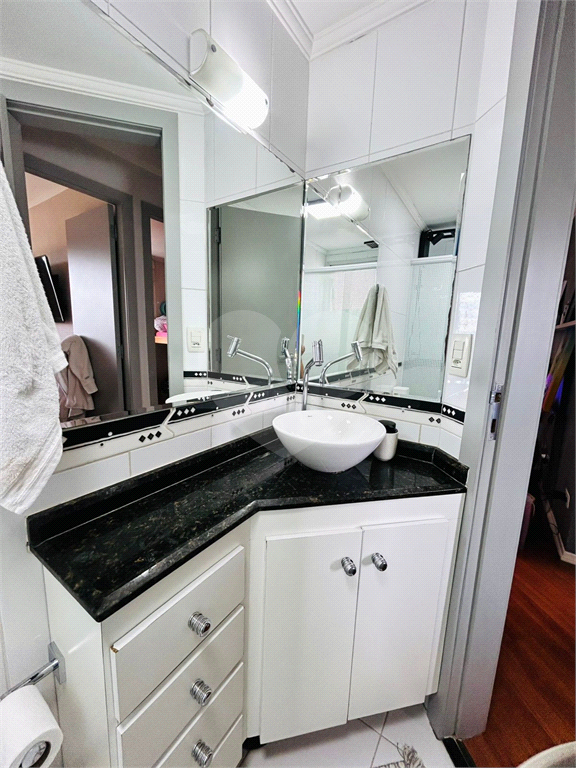 Apartamento com 3 quartos em Santana