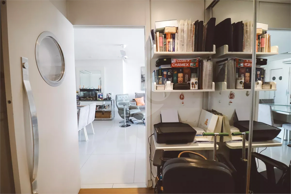 Apartamento à venda com 138m², 3 suítes e 2 vagas de garagem 