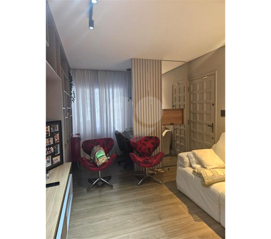 Sobrado com 3 dormitórios 1 suíte à Venda, 131 m² reformado com Área Gourmet completa