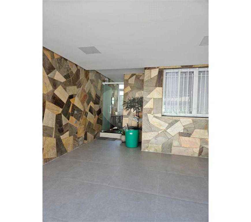 Sobrado com 3 dormitórios 1 suíte à Venda, 131 m² reformado com Área Gourmet completa