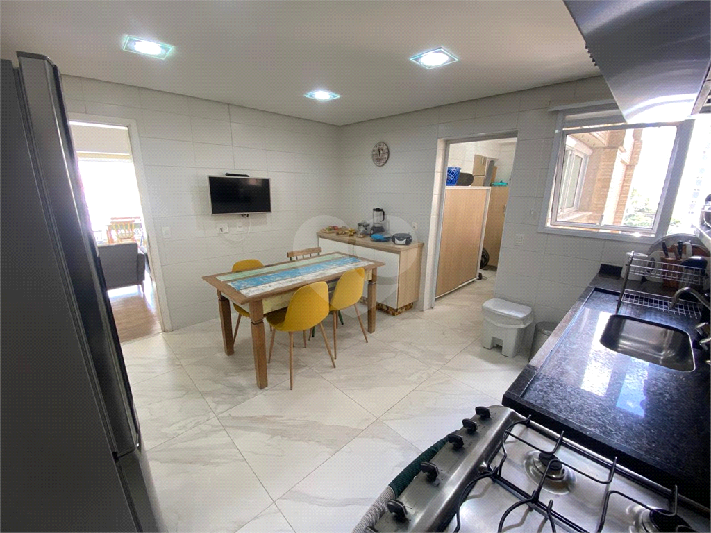 Apartamento a Venda na Vila Romana - 133 m²