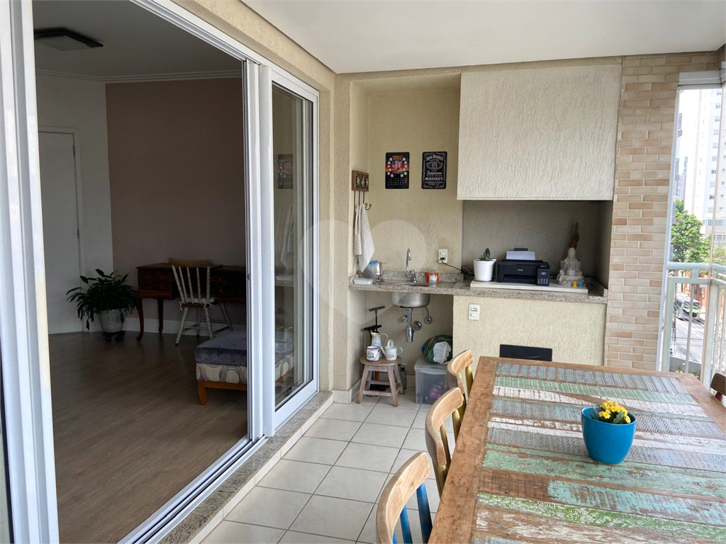 Apartamento a Venda na Vila Romana - 133 m²