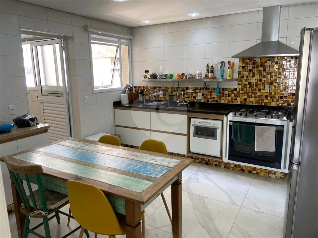 Apartamento a Venda na Vila Romana - 133 m²