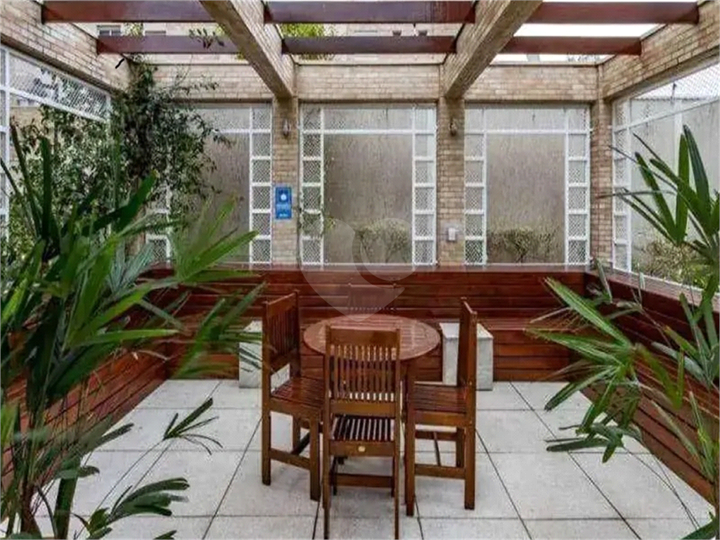 Apartamento a Venda na Vila Romana - 133 m²