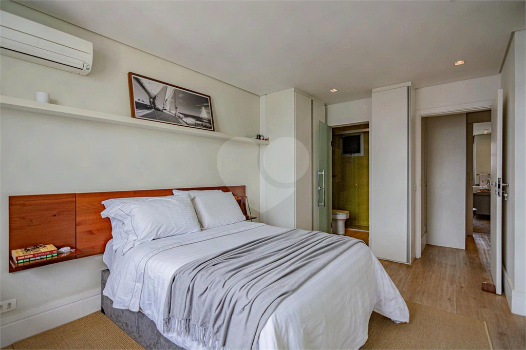 Apartamento à venda no ITAIM BIBI -  130 m²
