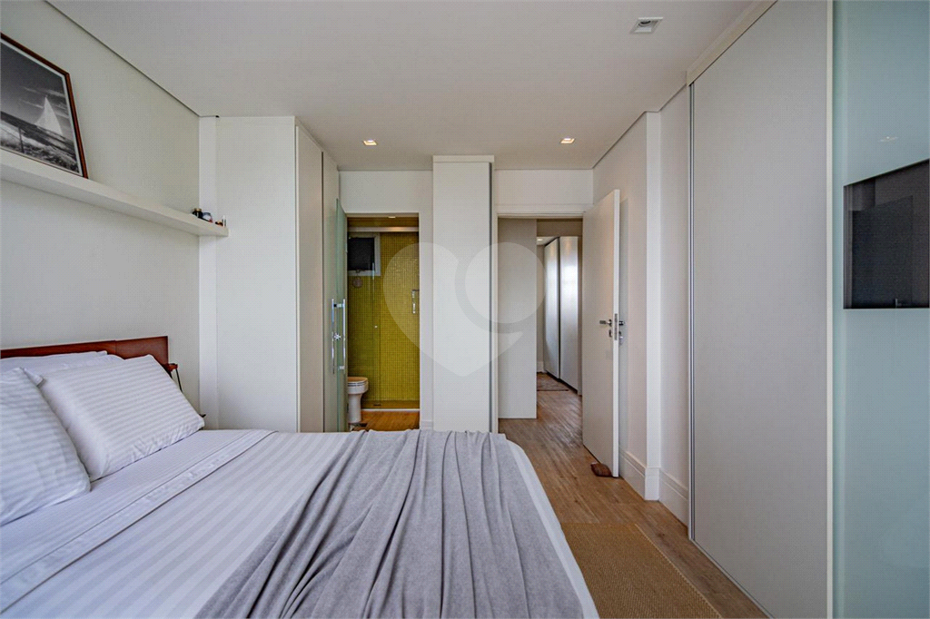 Apartamento à venda no ITAIM BIBI -  130 m²