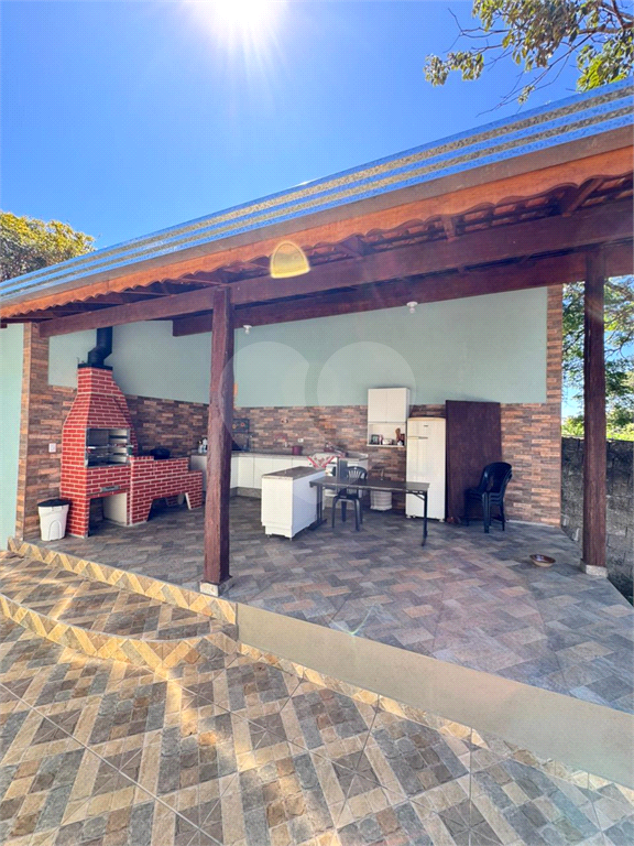 Linda casa nova estilo chácara com lote 1680 metros 3 dormitórios (1 suíte)