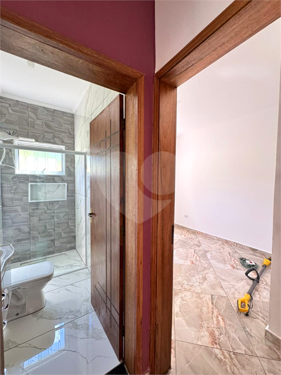 Linda casa nova estilo chácara com lote 1680 metros 3 dormitórios (1 suíte)