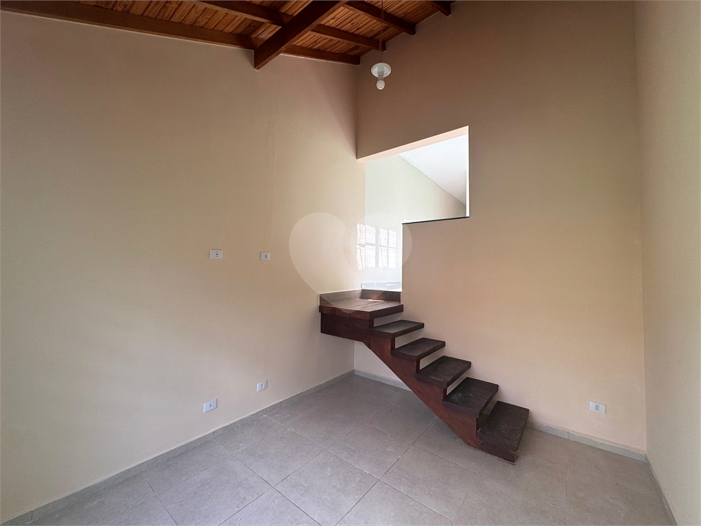 Casa nova recém construída nunca habitada com 2 dormitórios (1 suíte) no Jardim Maristela 2/ Atibaia