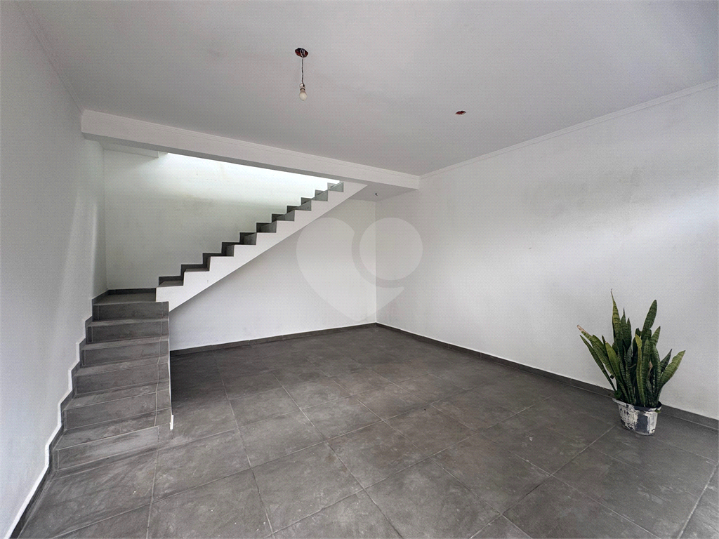 Casa nova recém construída nunca habitada com 2 dormitórios (1 suíte) no Jardim Maristela 2/ Atibaia