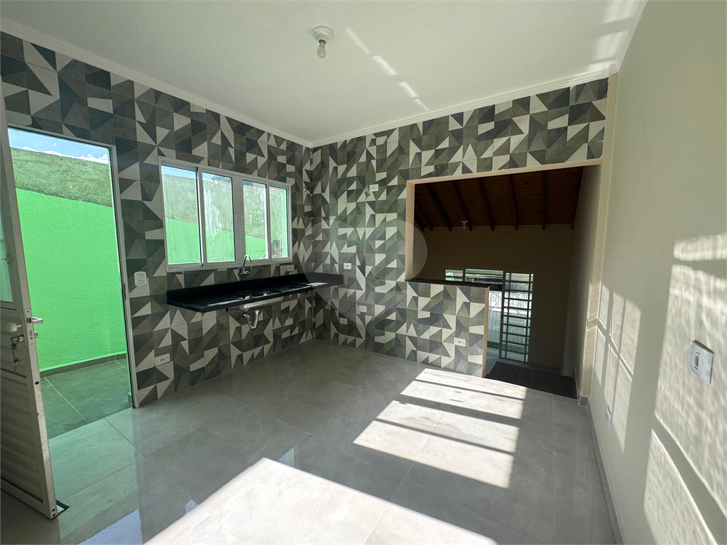 Casa nova recém construída nunca habitada com 2 dormitórios (1 suíte) no Jardim Maristela 2/ Atibaia
