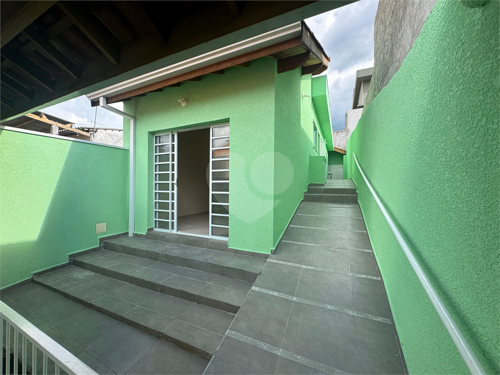 Casa nova recém construída nunca habitada com 2 dormitórios (1 suíte) no Jardim Maristela 2/ Atibaia