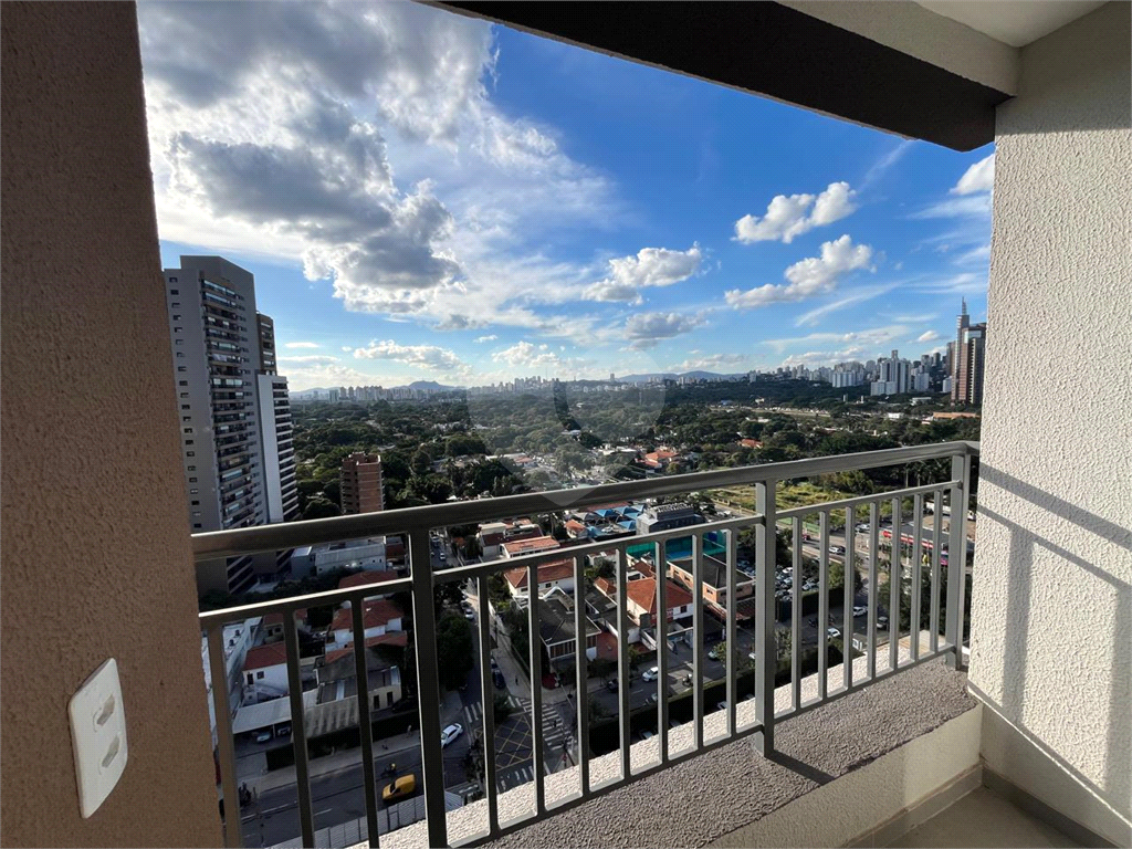 APARTAMENTO em BUTANTÃ