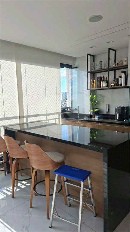 APARTAMENTO em SANTANA