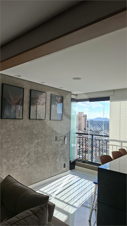 APARTAMENTO em SANTANA