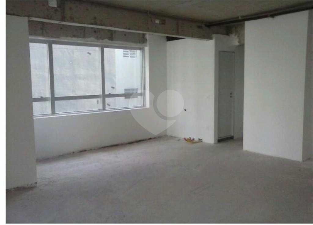 Sala Comercial à venda  em PERDIZES com 50 m² 