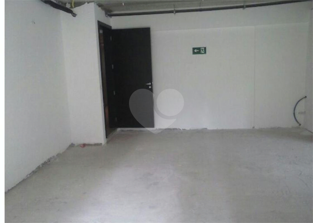 Sala Comercial à venda  em PERDIZES com 50 m² 