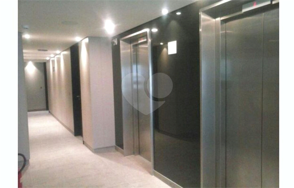 Sala Comercial à venda  em PERDIZES com 50 m² 