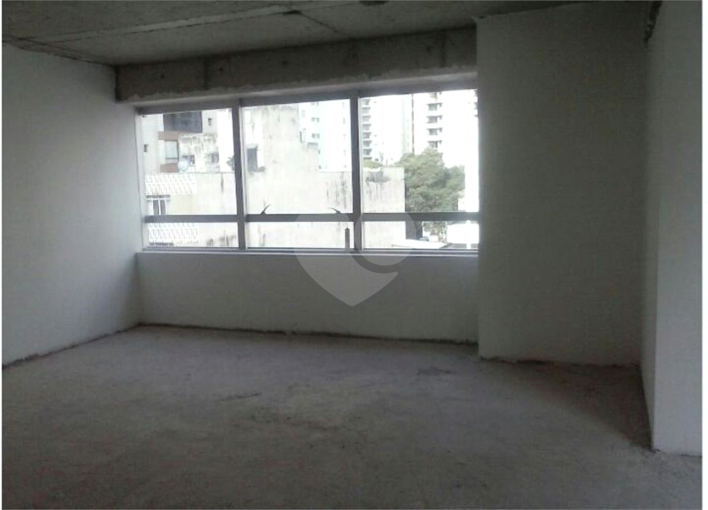 Sala Comercial à venda  em PERDIZES com 50 m² 