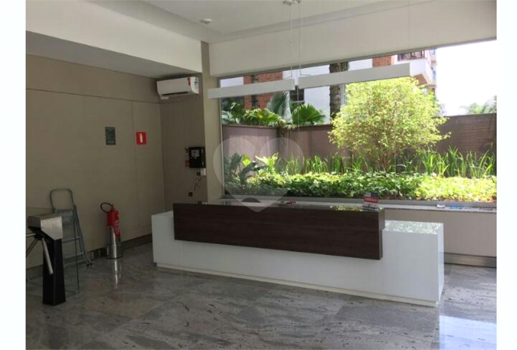 Sala Comercial à venda  em PERDIZES com 50 m² 