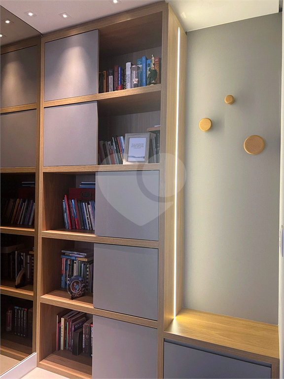 Apartamento à venda em ALTO DE PINHEIROS com 167 m² 
