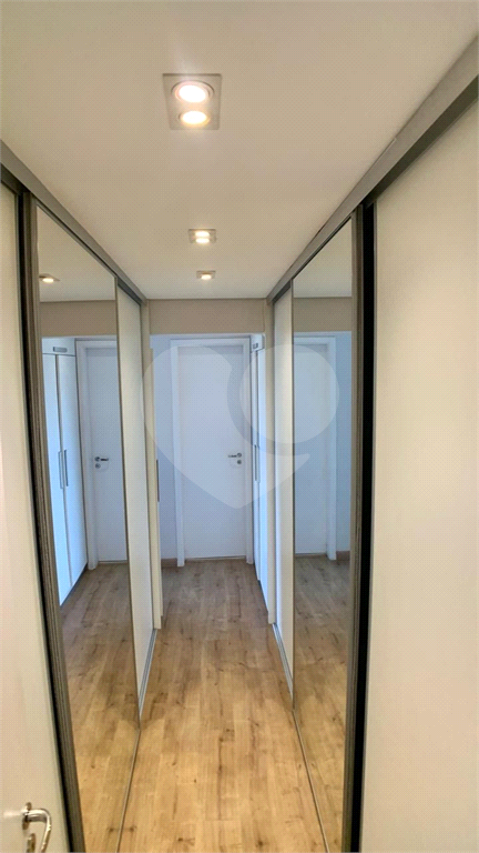 Apartamento à venda em ALTO DE PINHEIROS com 167 m² 
