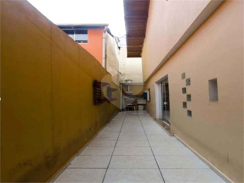 Sobrado à venda com 2 quartos, 150m² - Foto 47