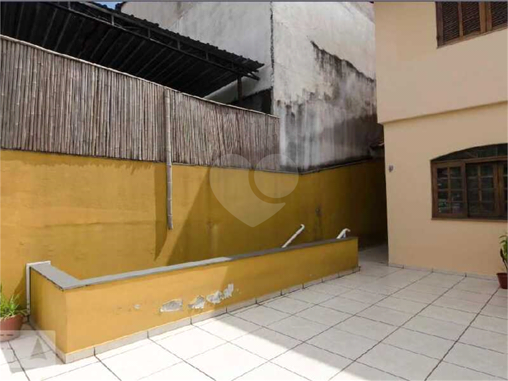 Sobrado à venda com 2 quartos, 150m² - Foto 31