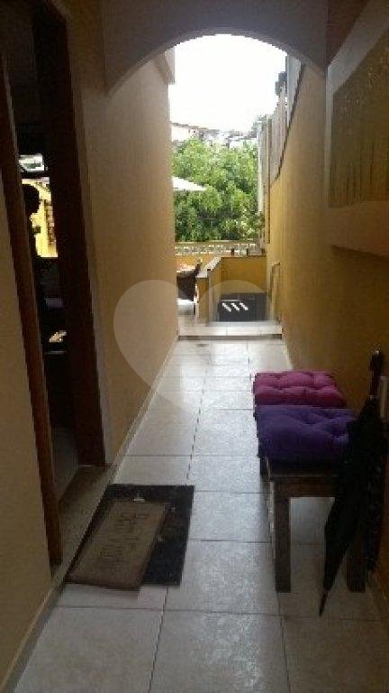 Sobrado à venda com 2 quartos, 150m² - Foto 2