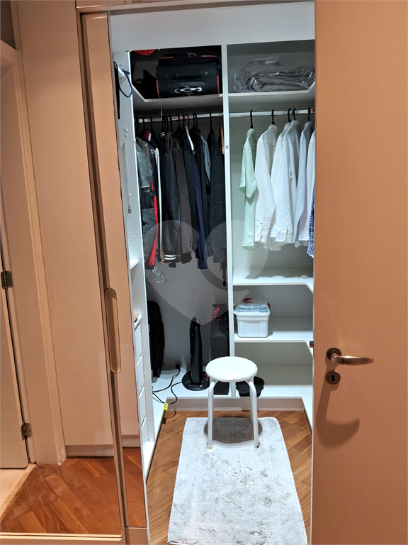 APARTAMENTO em PERDIZES
