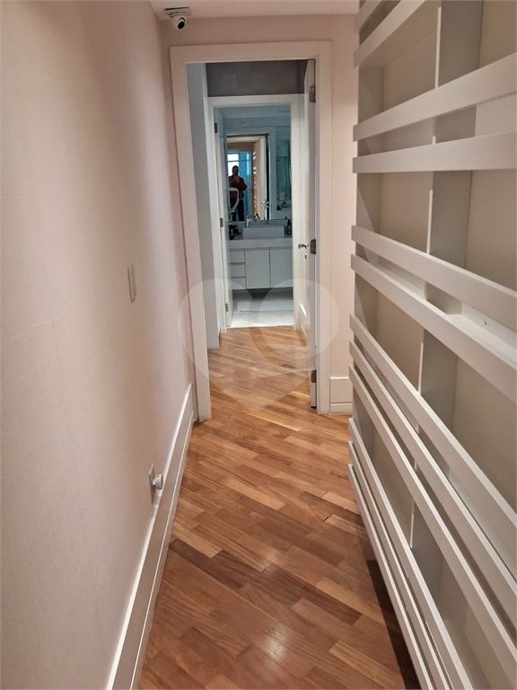 APARTAMENTO em PERDIZES