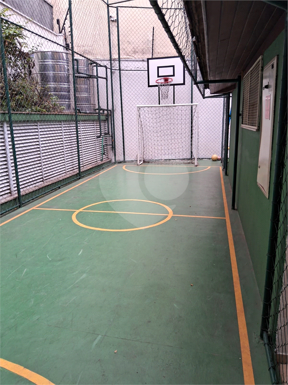 APARTAMENTO em PERDIZES