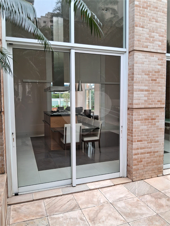 APARTAMENTO em PERDIZES