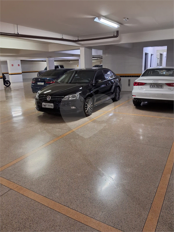 APARTAMENTO em PERDIZES