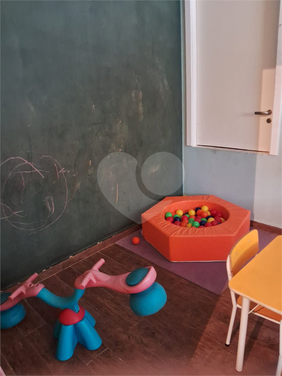 APARTAMENTO em PERDIZES