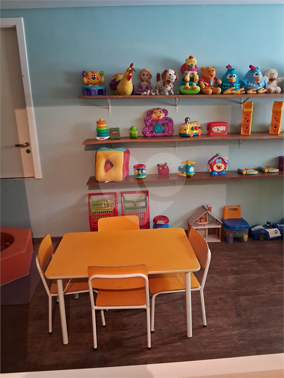 APARTAMENTO em PERDIZES