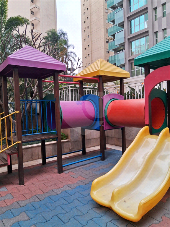 APARTAMENTO em PERDIZES