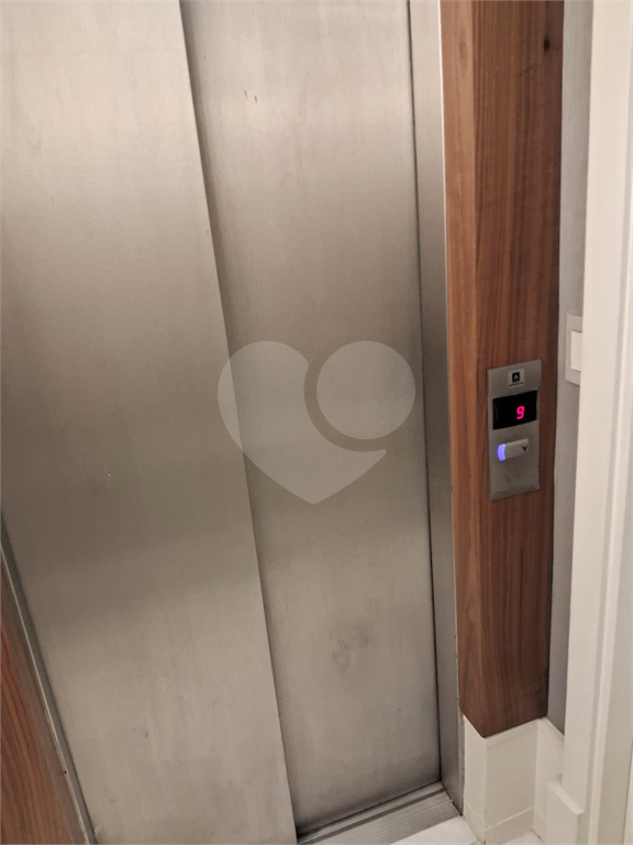 APARTAMENTO em PERDIZES