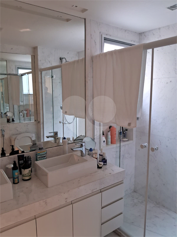 APARTAMENTO em PERDIZES