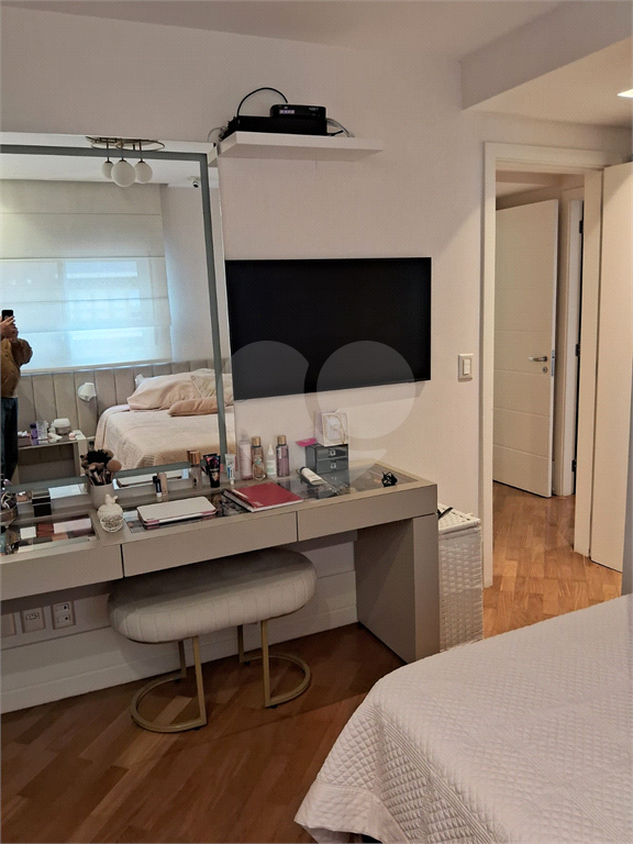 APARTAMENTO em PERDIZES