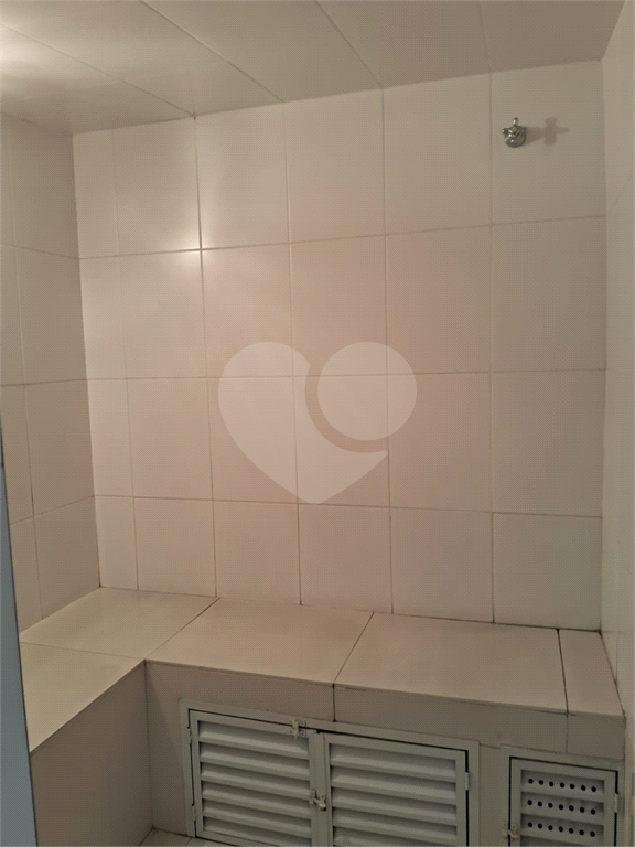 APARTAMENTO em PERDIZES