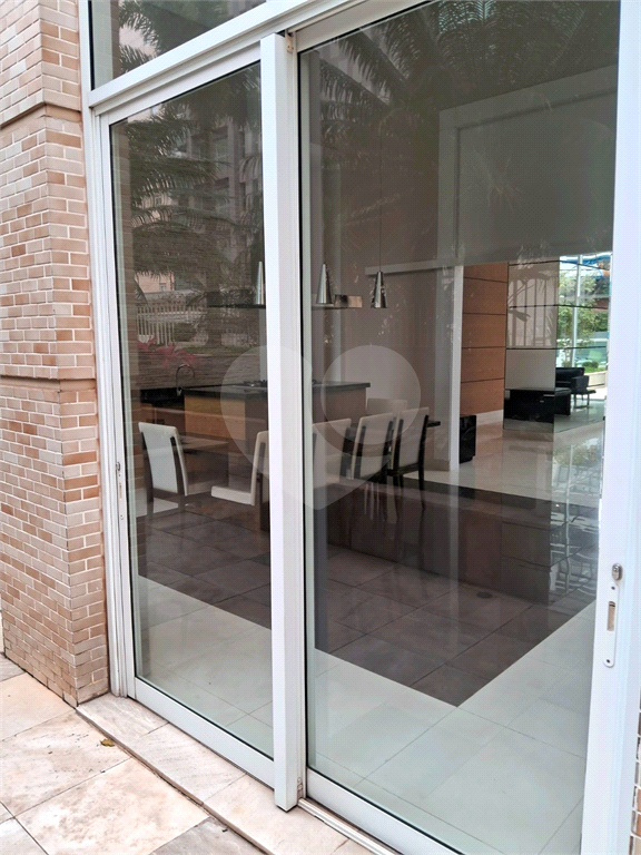 APARTAMENTO em PERDIZES