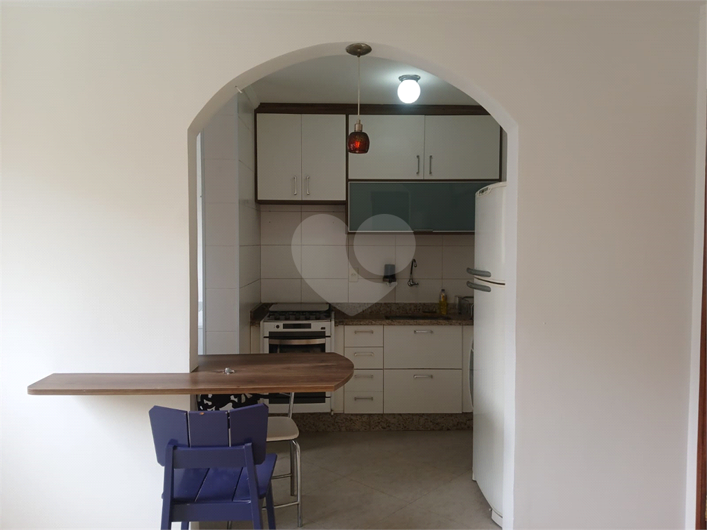 Apartamento - Perdizes - 2 Dormitórios - 55 m².